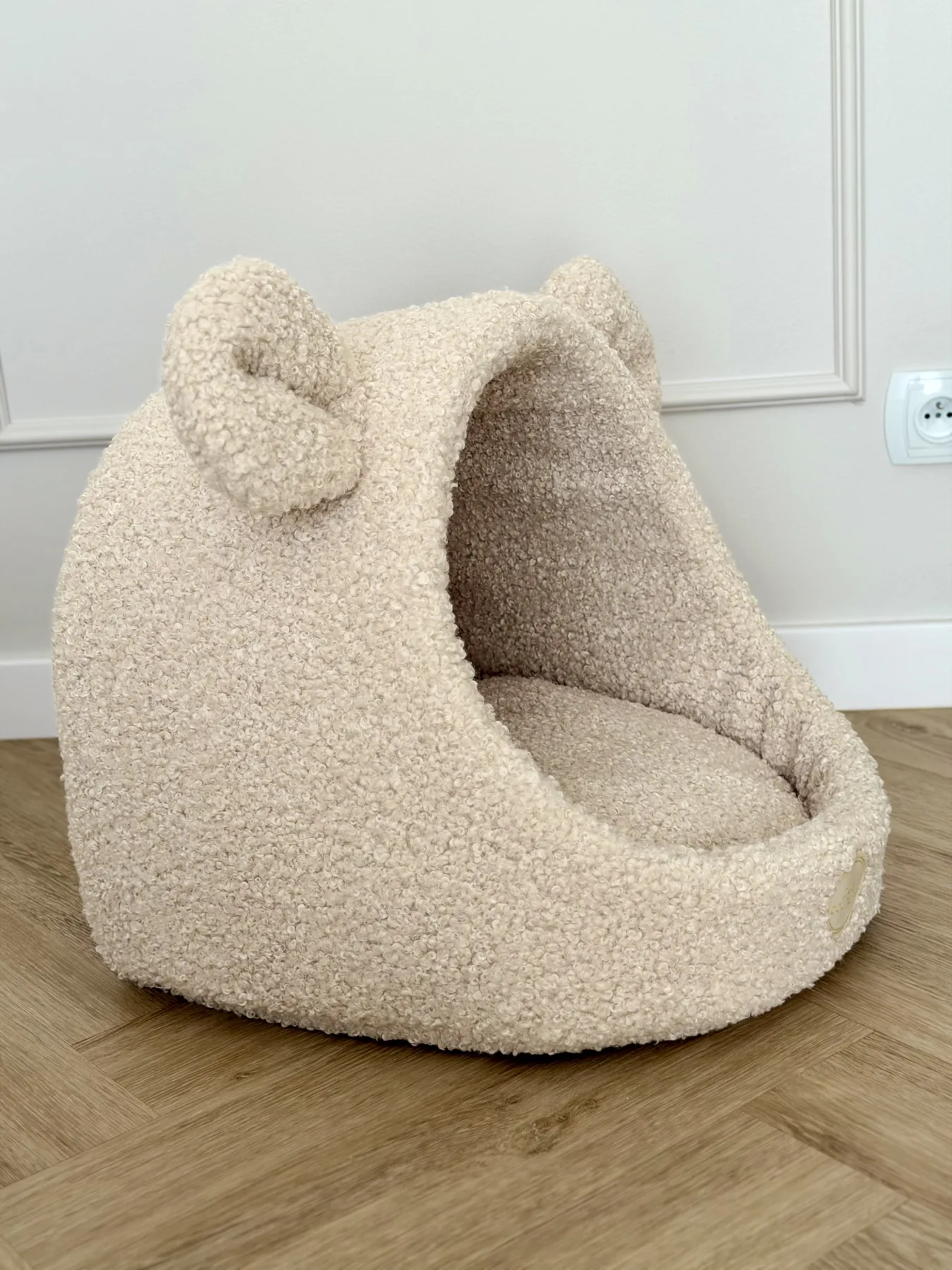 Budka lumi — Beige