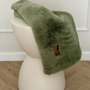 Koc snuggle bunny — Matcha