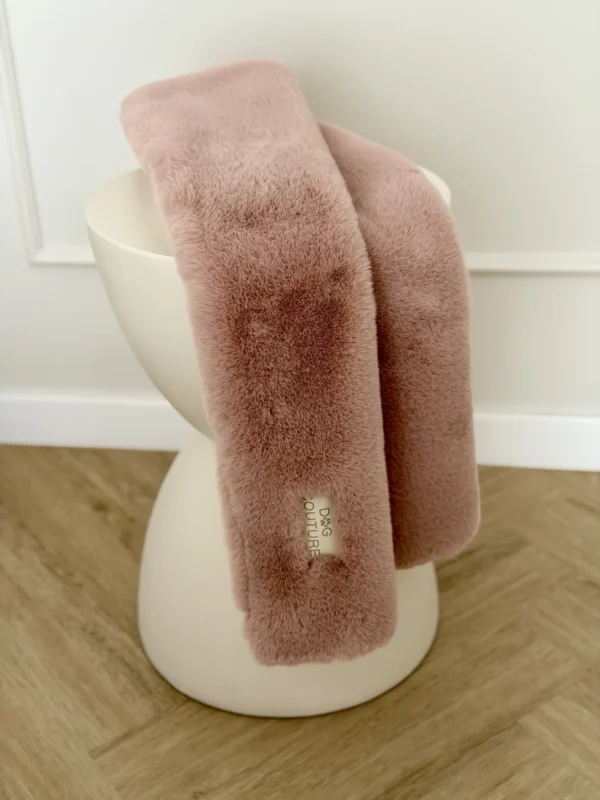 Koc snuggle bunny — Rose